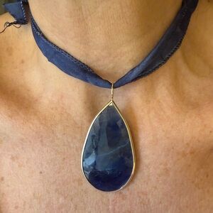 Elegant Blue Teardrop Pendant Necklace